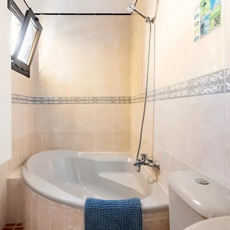 Alto Apartment *